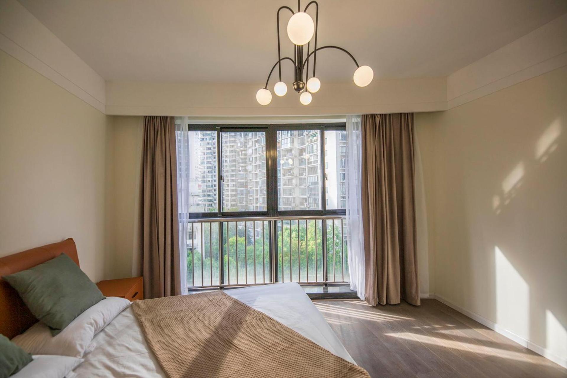 Huangpu Liyuan Bund Branch Spacious Bright 4 Bedroom With A Breathe Taking Bund View
